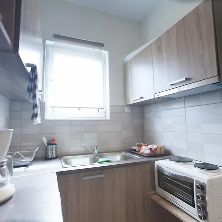 Apartment Themis 3 *
