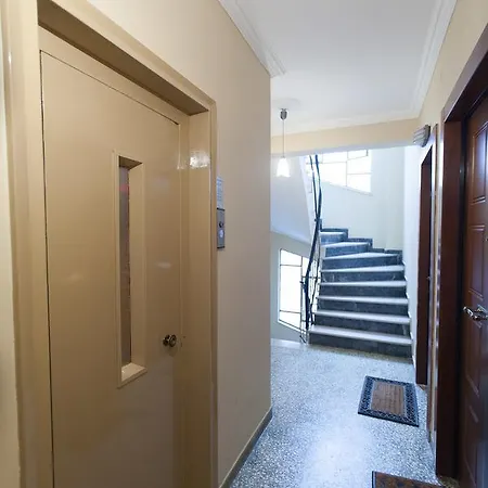 Apartment Themis 3 *